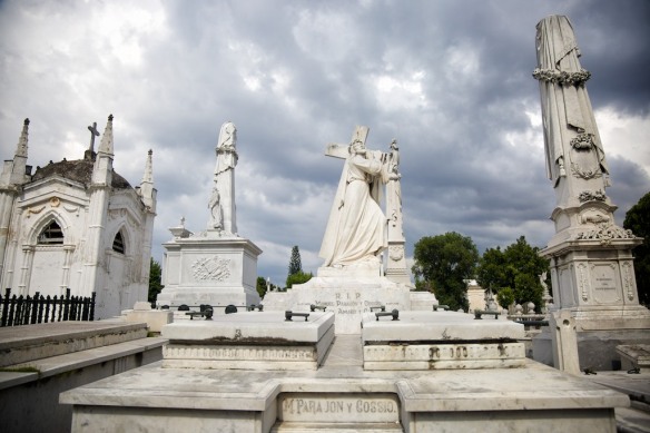 Monuments and graves in Colon Cemetery, Havana